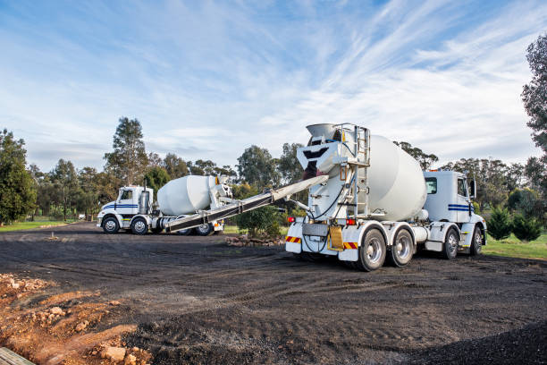 Best Concrete Sidewalk Installation  in Selma, CA